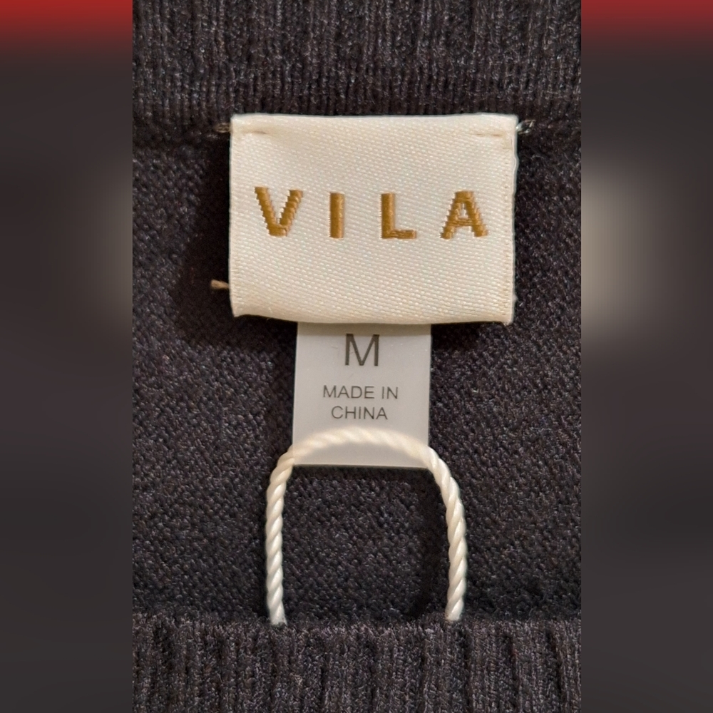 ❤️❤️SOLD❤️❤️NWT - VILA Black Crew Neck Rhinestone Sweater Sz. Oversized Medium - Picture 7 of 8